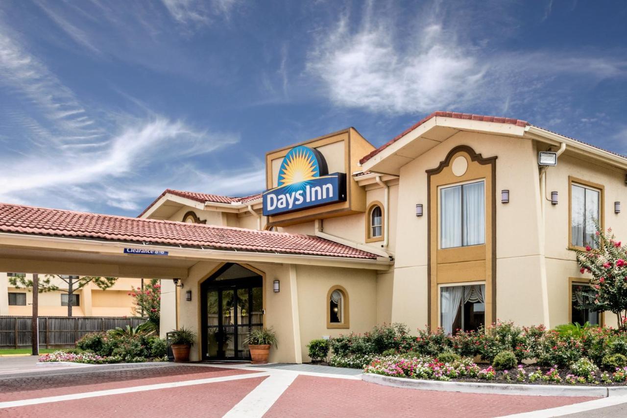 Days Inn By Wyndham Houston Exterior foto